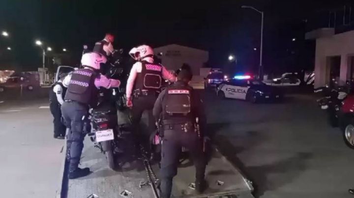 Retiran 15 motocicletas y detienen a 2 hombres tras operativo en León
