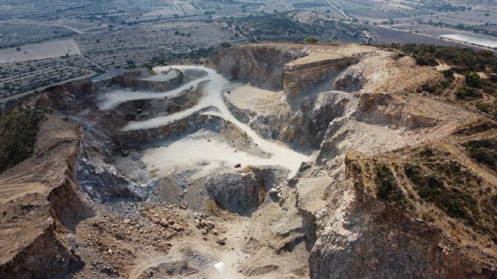 Caminata y conversatorio sobre la explotación minera en Pachuca, de esto se trata