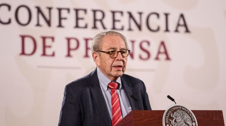 Mexicano que murió por gripe aviar "no murió por gripe aviar", revira secretario de Salud a la OMS