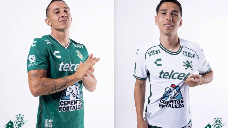 El Club León y Charly, la marca que patrocina al equipo hicieron oficial las playeras de local, visitante y las indumentarias que los porteros utilizarán durante la próxima temporada. 