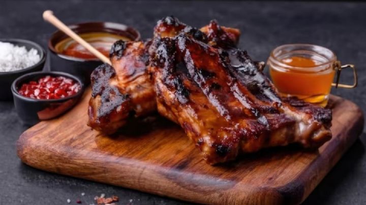Costillas BBQ: Así puedes preparar este plato lleno de sabor ahumado y ternura infalible