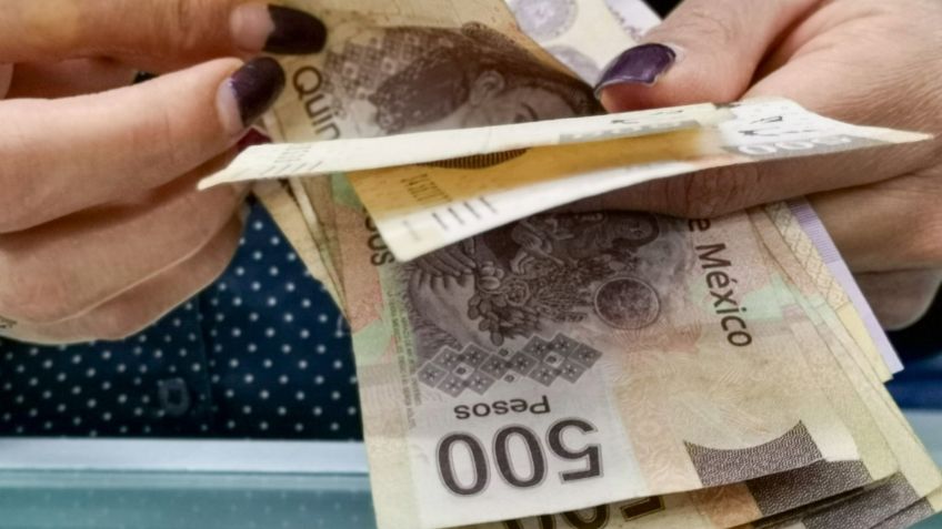 ¿Por qué seis de cada 10 mexicanos piden préstamos para pagar deudas?