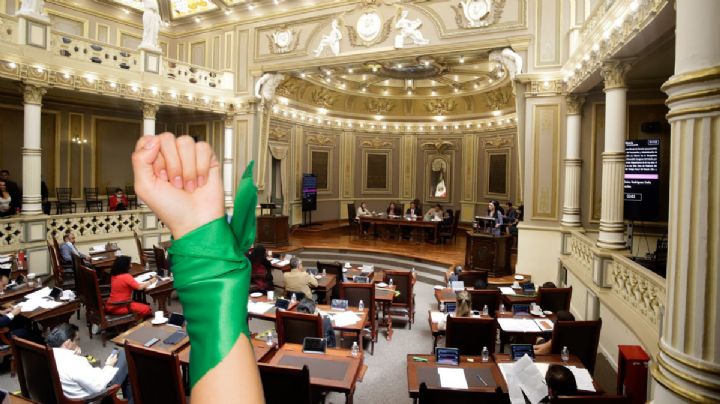 Avanza en el Congreso de Puebla la despenalización del aborto