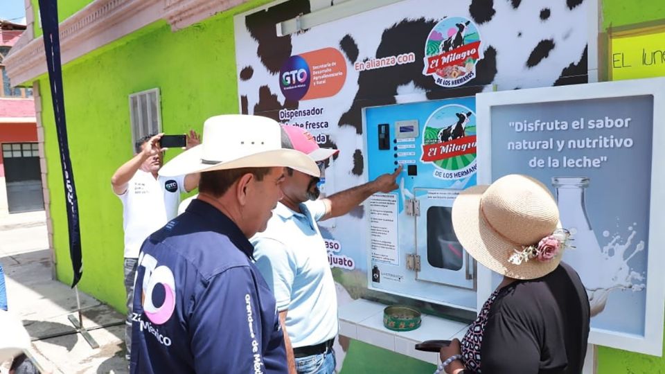 Al llevar las personas su propias jarras o envases para comprar sus litros de leche se evita generar problemas al ambiente con bolsas o envases para poder comercializar el producto lácteo