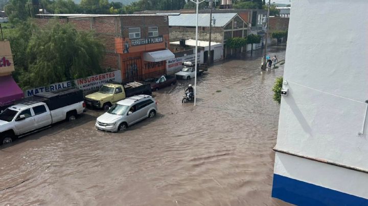 Se inundan las calles de Cortazar tras lluvias, las más abundantes desde 1969