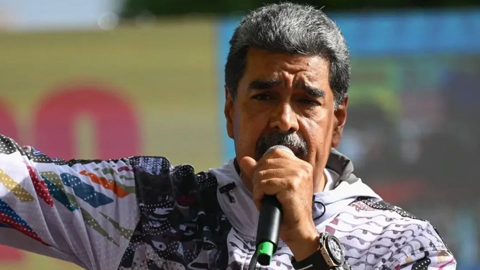 Maduro amenaza con 'baño de sangre' si gana la oposición