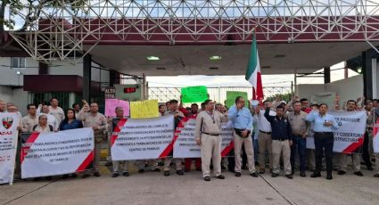 Obreros del complejo Cosoleacaque se manifestaron hoy 2 de julio por esta razón