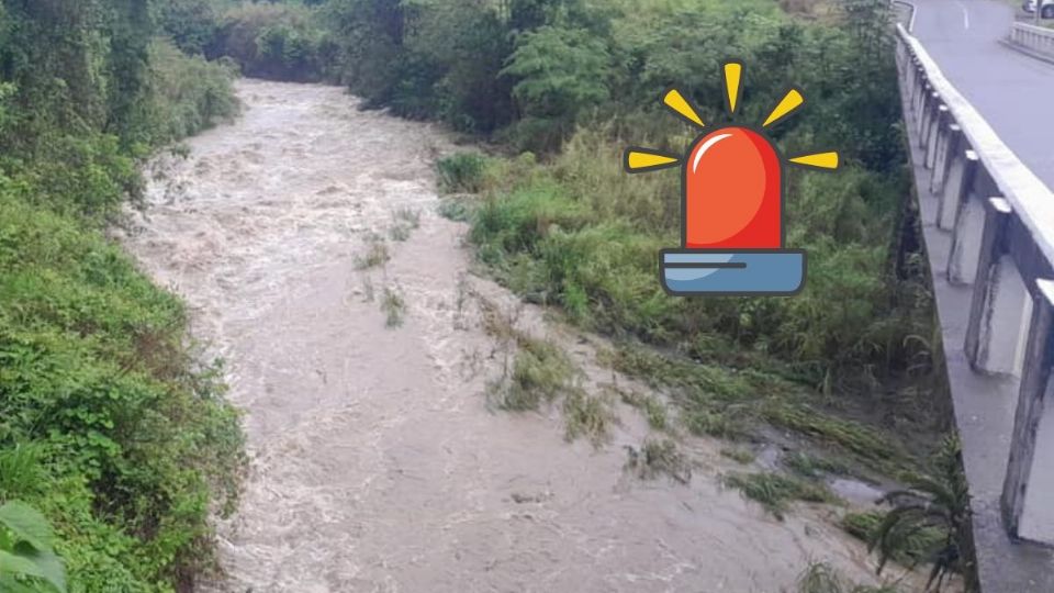 Buscan a persona que cayó a río de Córdoba, Veracruz