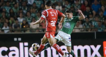 ¡Fuera Bava! Grita la gente en el estadio León tras empate contra Necaxa