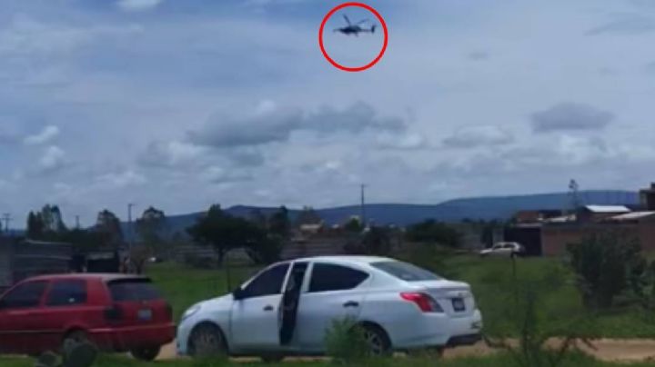 El presidente López Obrador llega en helicóptero a Doctor Mora