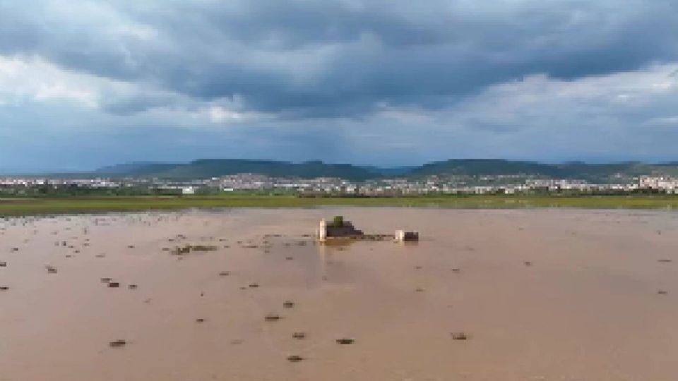 El director de Protección Civil de León, Crescencio Sánchez Abundis, informó que con las lluvias del jueves de la semana pasada los niveles de la presa aumentaron al 8.2% de su capacidad. 