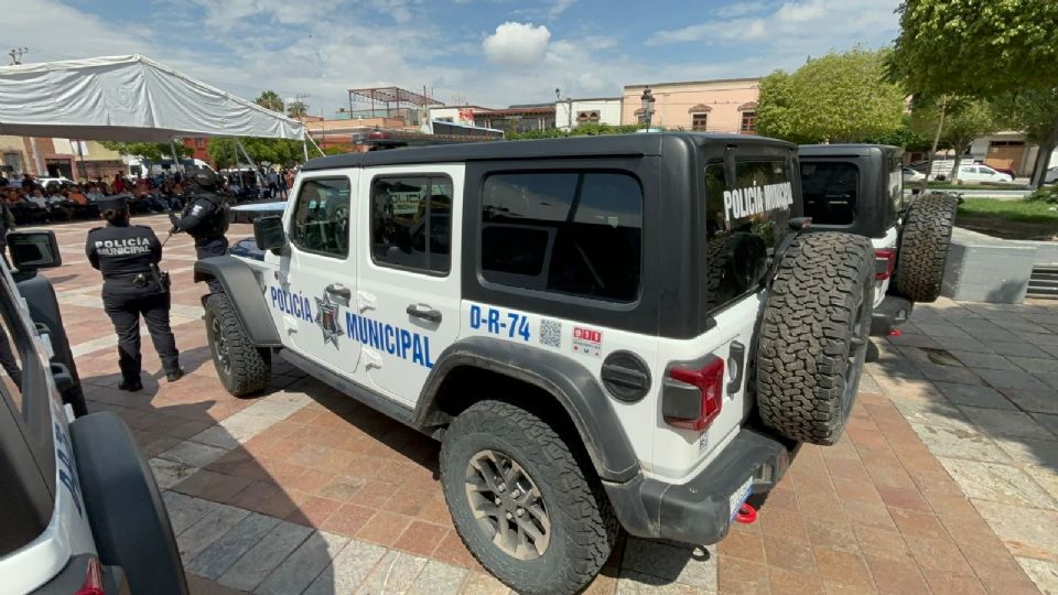 El secretario de seguridad de León, Jorge Guillén destacó que estas unidades forman parte de la nueva estrategia de seguridad que fue presentada en el mes de febrero y las camionetas Jeep están dirigidas para la policía rural