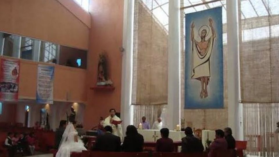 Iztapalapa: Amenazan de muerte a sacerdote por cobro de piso