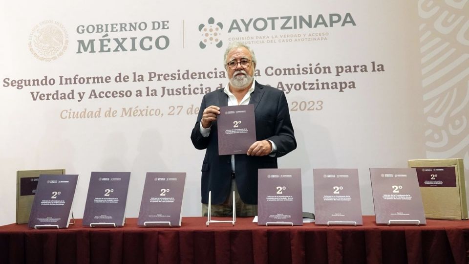 Alejandro Encinas, subsecretario de Derechos Humanos, presentó el Segundo Informe de la Presidencia de la Comisión para la Verdad y Acceso a la Justicia del caso Ayotzinapa en septiembre de 2023.