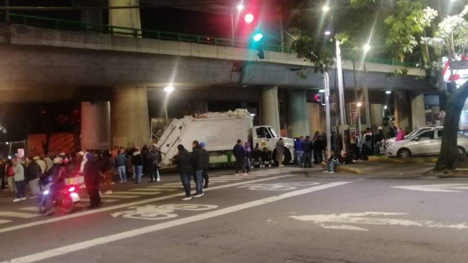 Trabajadores de limpia colapsaron los accesos a la Magdalena Contreras