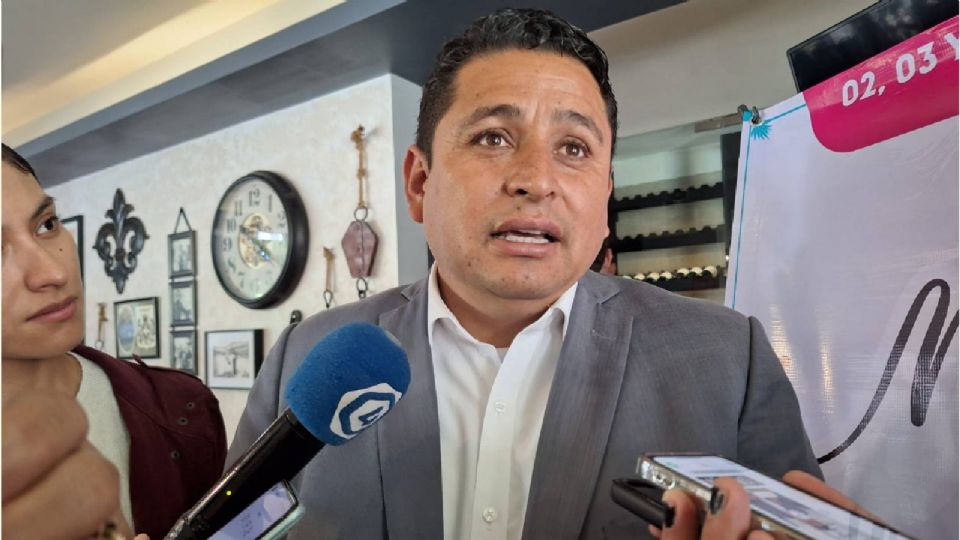 Eduardo Maldonado recordó que en los dos procesos electorales en los que participó como aspirante a alcalde lo hizo a través del Partido Verde Ecologista, como militante, sin embargo, dejó en claro que todo puede pasar en política.