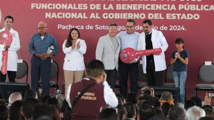 Hidalgo recibe 22 ambulancias con valor de 43 millones de pesos