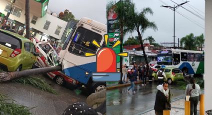 Chofer de taxi queda prensado tras accidente con autobús en Orizaba