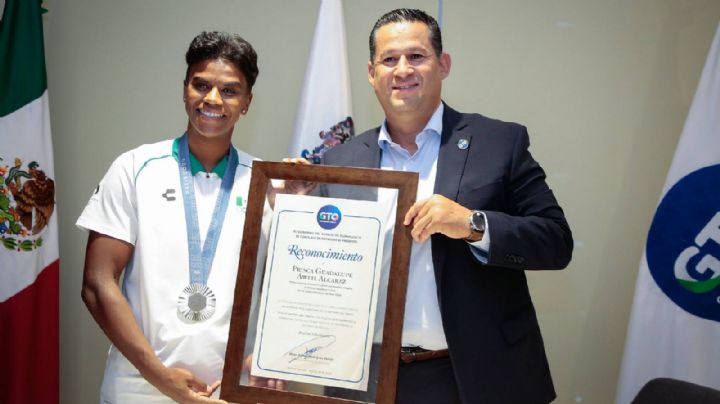 “Hizo vibrar el corazón de las y los mexicanos”; Diego Sinhue se reúne con Prisca Awiti tras su llegada a Guanajuato