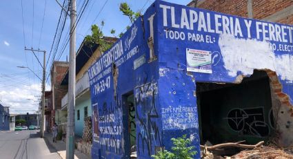 Temen que se les caiga barda por finca derruida en la colonia Bella Vista