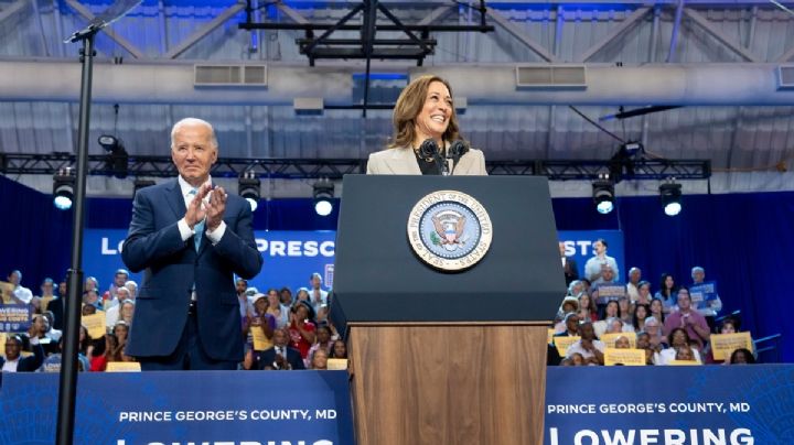Kamala Harris llega a Convención Demócrata con ligera ventaja sobre Trump