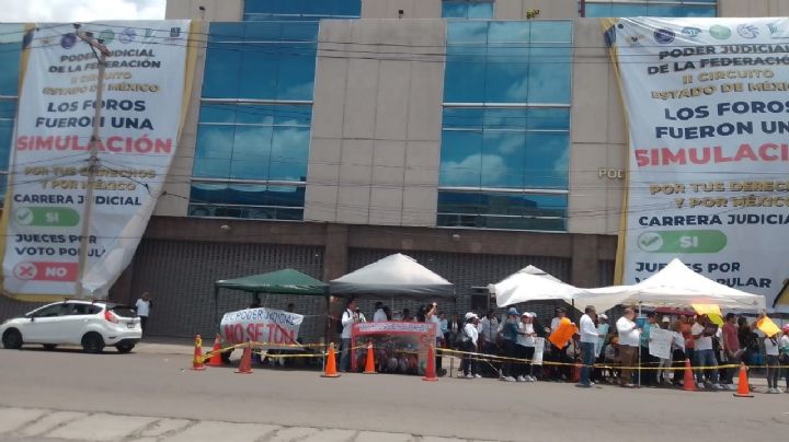 Paro del Poder Judicial en Naucalpan se mantiene por las noches, pero bajo resguardo por la inseguridad