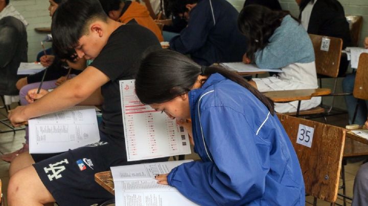 Sheinbaum presume inversión histórica en educación: más becas y nuevas universidades en su primer informe