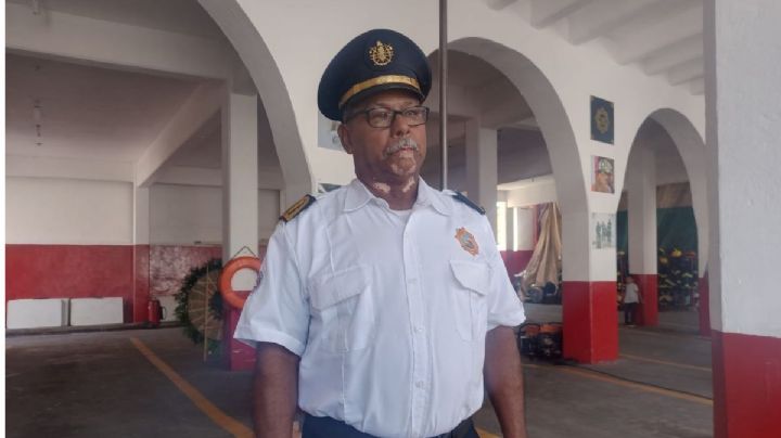 Tomás, bombero con 3 décadas de servicio en Veracruz, cuenta el incendio que marcó su vida