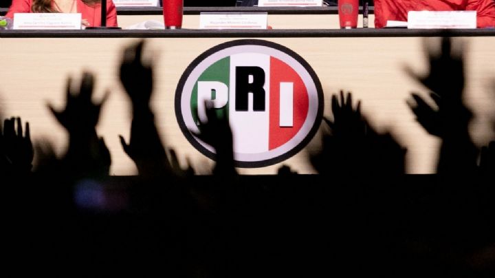 Renovarse o desaparecer: Exgobernadores y líderes del PRI advierten riesgo de perder registro