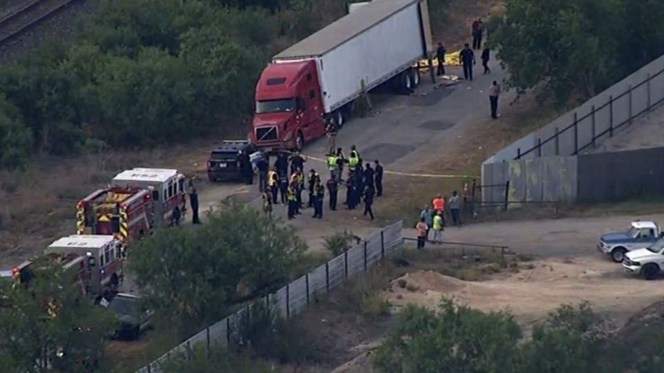 EL 27 de junio de 2022, la patrulla fronteriza encontró en San Antonio, Texas un tráiler abandonado donde al menos 50 migrantes murieron asfixiados