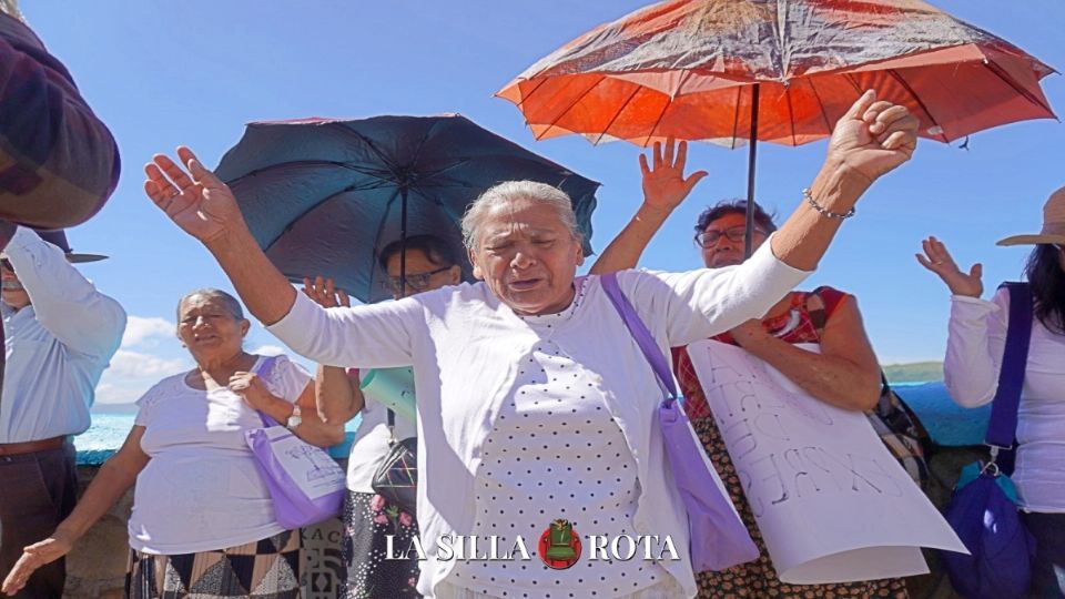 Cuatro familias chinantecas fueron desplazadas de sus hogares del Cerro Cajón por no profesar la religión católica