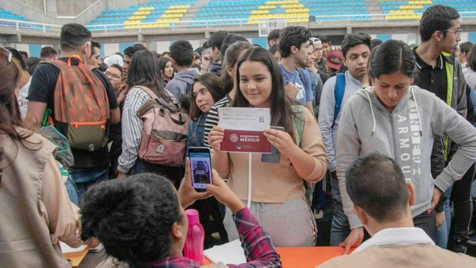 La Beca Benito Juárez brinda ayuda económica a estudiantes de todos los niveles académicos