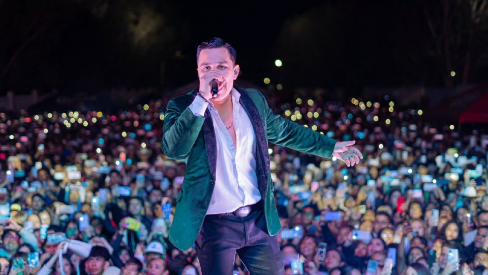 La Arrolladora Banda El Limón en la Feria Regional del Noreste en San Luis de la Paz.