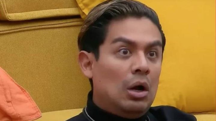 Ricardo Peralta queda exhibido: No sólo se come los mocos, también la cerilla