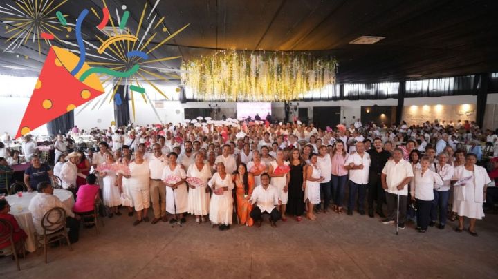 Con homenajes: así celebraron el Día del abuelo en Emiliano Zapata, Veracruz