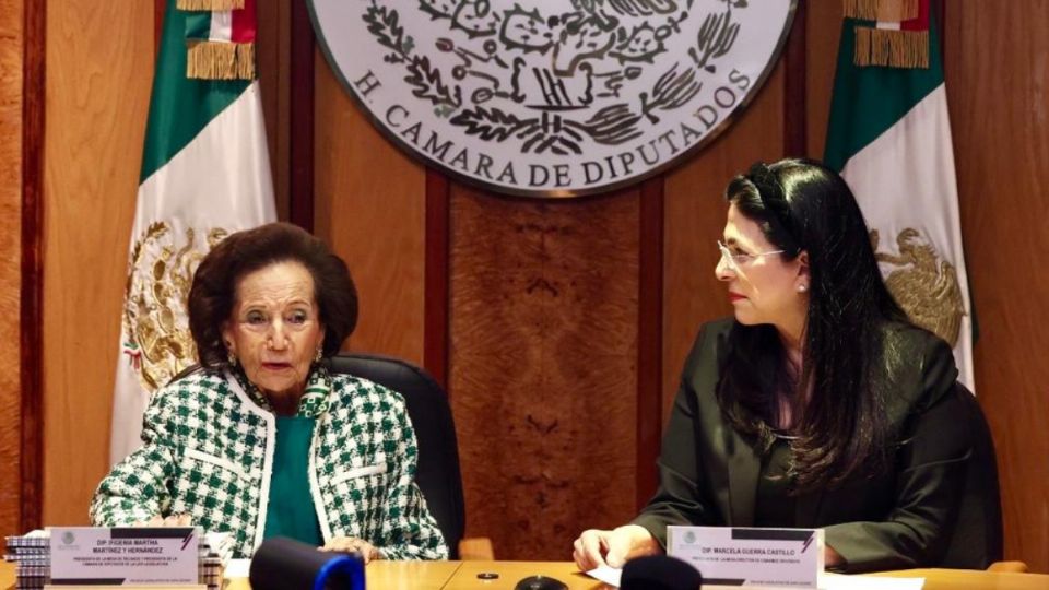 En la entrega-recepción de la Mesa Directiva de la Cámara de Diputados