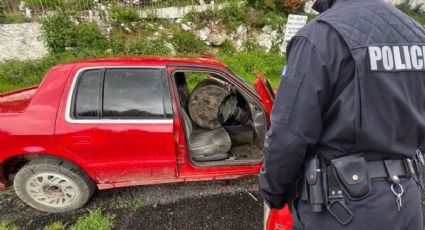 Recupera policía vehículo con bidones cargados de huachicol en este municipio de Hidalgo