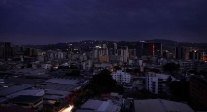 Apagón en Venezuela: 21 regiones amanecen sin luz por supuesto "sabotaje eléctrico"