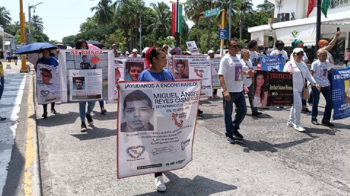 Con marchas y rodada, exigen justicia en Veracruz en el Día de las Víctimas de Desaparición