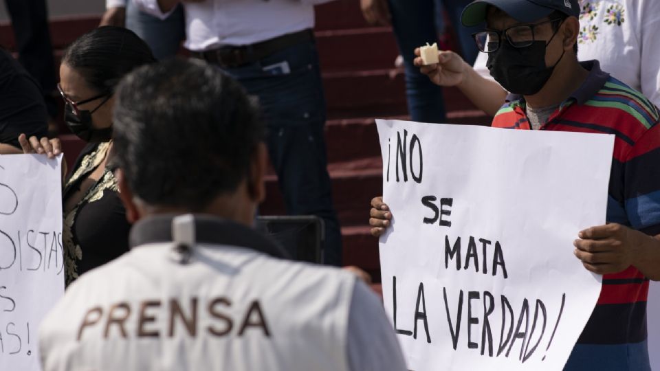 En Nicaragua se vive una creciente violación a las libertades de expresión y de prensa, así como un aumento de las agresiones contra periodistas, activistas, medios de comunicación, estudiantes, clérigos, artistas y opositores políticos, entre otros.