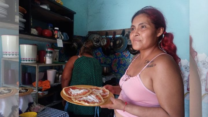 Carolina es madre soltera y con venta de antojitos sostiene a su familia en Veracruz
