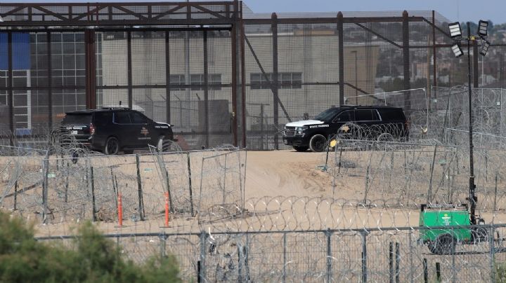 Texas amplía su controversial alambrada en frontera en Ciudad Juárez