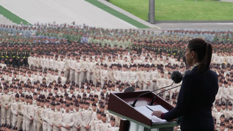 Sheinbaum en su discurso ante las fuerzas armadas