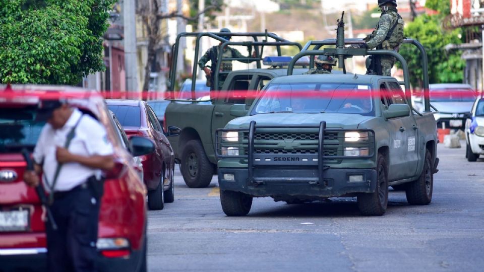 En Galeana, la suspensión busca garantizar la seguridad de los habitantes; mientras tanto, en Cadereyta, la medida se toma para optimizar los recursos económicos del ayuntamiento, según informaron las autoridades locales.