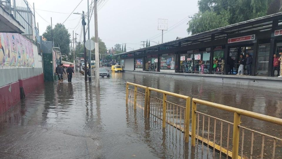 Tlalpan bajo el agua: Lluvia provoca inundaciones y encharcamientos