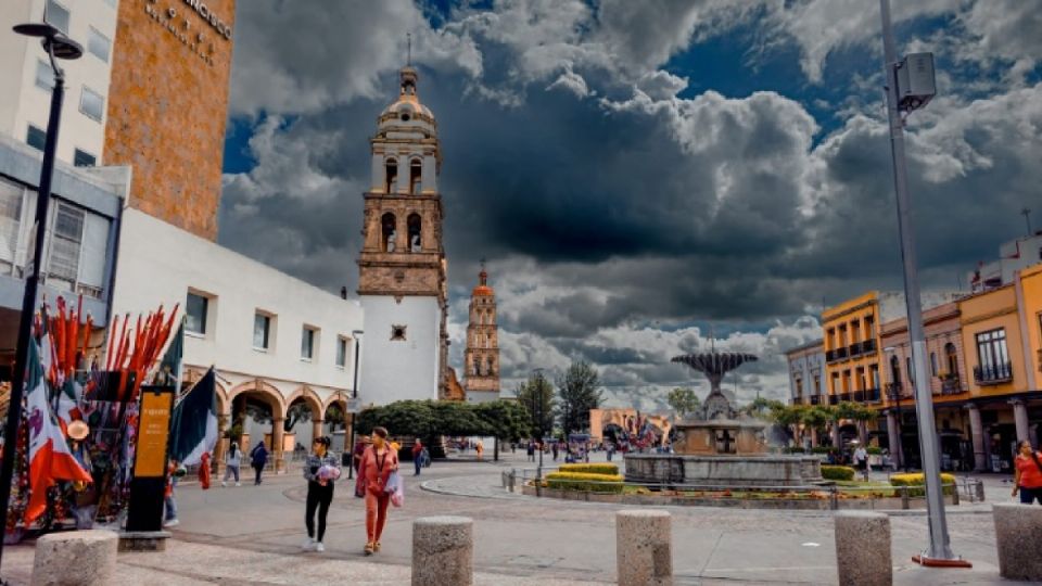 Se acercaba ayer la lluvia a Irapuato.