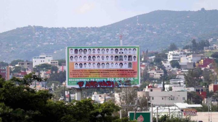 Caso Ayotzinapa: Ofrecen 10 mdp por información sobre los 43 normalistas en Guerrero