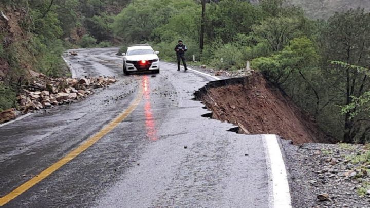 Se desploma infraestructura carretera