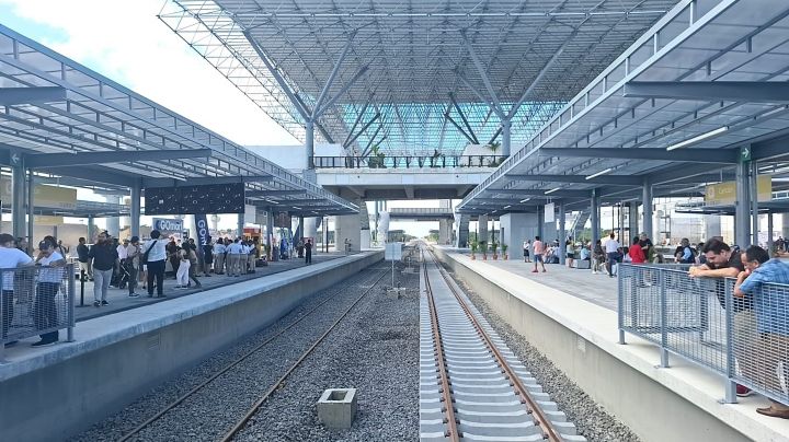 Empresa militar que opera trenes y aeropuertos, en la opacidad