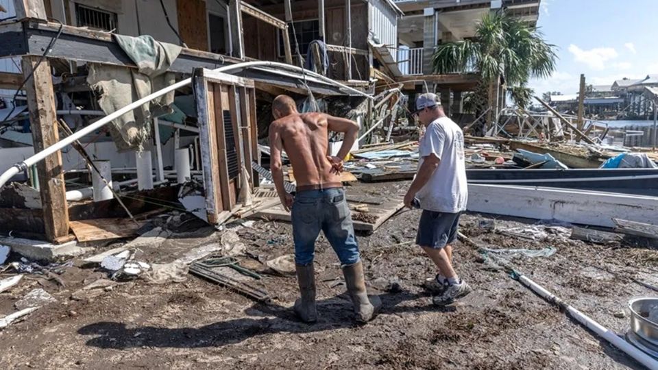 'Helene' entró el jueves por la noche como un huracán de categoría 4 en la costa sureste de Florida.